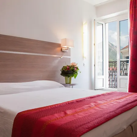 De L'europe Hyper-centre Hotel