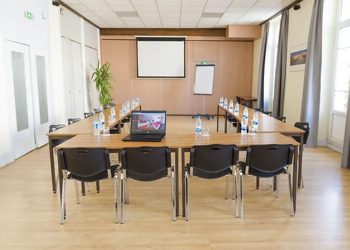 De L'europe Hyper-centre